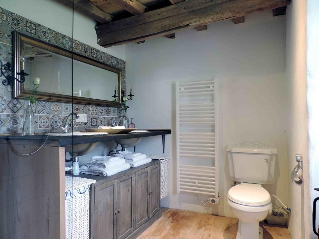 Domaine Lvd Avec Spa, Bois Et Riviere Privee La Bloutiere Kültér fotó