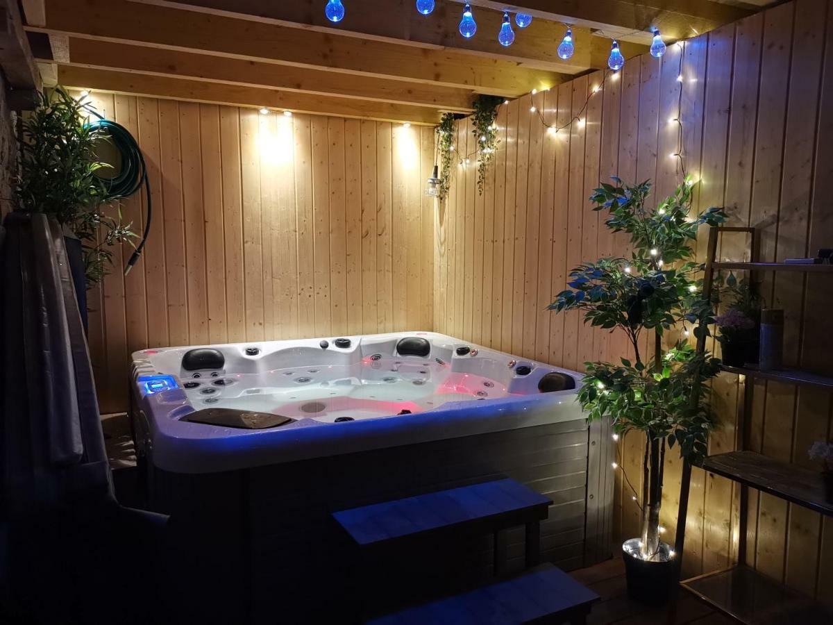 Domaine Lvd Avec Spa, Bois Et Riviere Privee La Bloutiere Kültér fotó