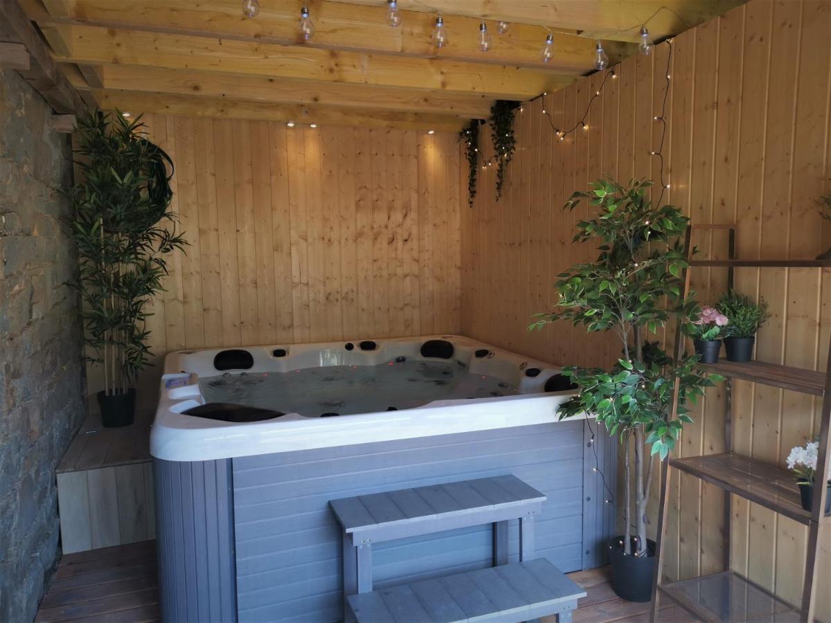 Domaine Lvd Avec Spa, Bois Et Riviere Privee La Bloutiere Kültér fotó